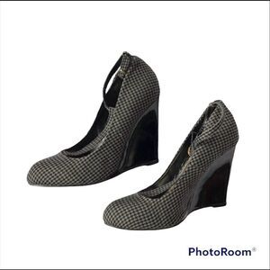 Bakers Cab Fare Houndstooth Wedge Pumps